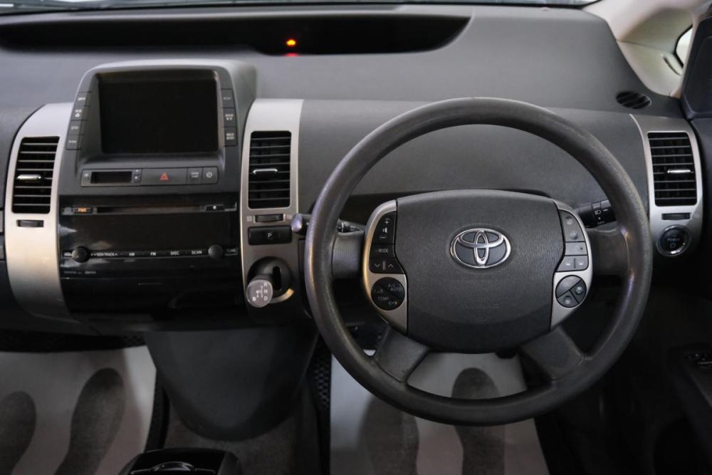 Toyota Prius II Рестайлинг (XW20) Омск  - изображение 12