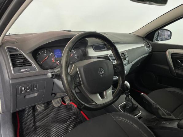 Renault Laguna III Рестайлинг с пробегом 2011 года, цена 746 000 рублей, 332557 км, универсал, Автокод Объявления