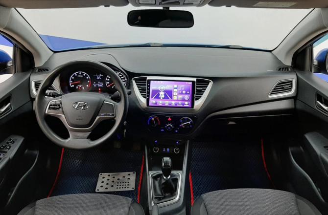Hyundai Solaris II с пробегом 2018 года, цена 1 210 000 рублей, 120955 км, седан, Автокод Объявления
