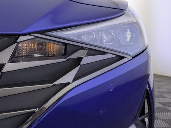Hyundai Elantra VII (CN7) с пробегом 2022 года, цена 2 250 000 рублей, 44476 км, седан, Автокод Объявления