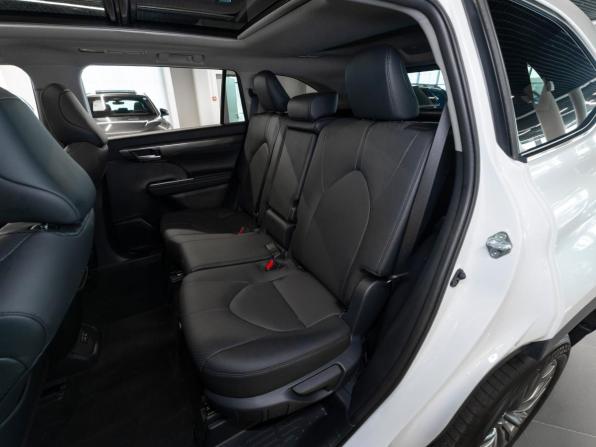 Toyota Highlander IV (XU70) с пробегом 2026 года, цена 5 300 000 рублей, 11 км, внедорожник, Автокод Объявления