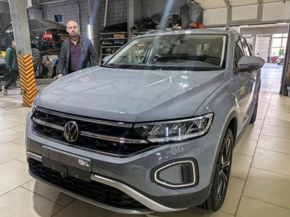 Volkswagen T-Roc I (China Market) Рестайлинг с пробегом 2026 года, цена 2 600 000 рублей, 10 км, внедорожник, Автокод Объявления