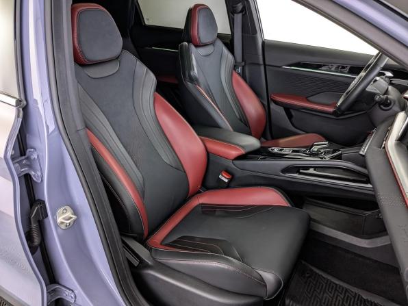 Geely Coolray I Рестайлинг с пробегом 2024 года, цена 2 130 000 рублей, 31881 км, внедорожник, Автокод Объявления