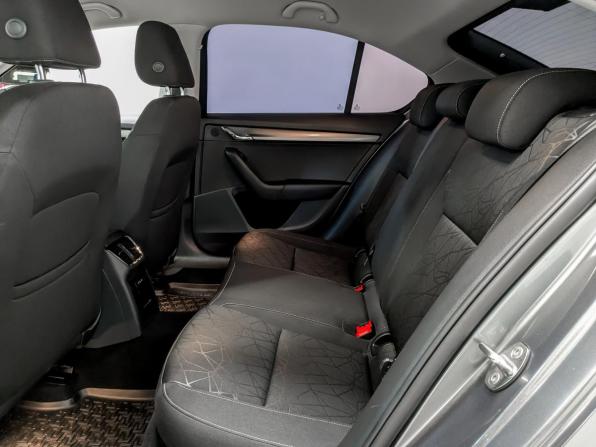 Skoda Octavia III (A7) Рестайлинг с пробегом 2019 года, цена 2 300 000 рублей, 47871 км, лифтбек, Автокод Объявления