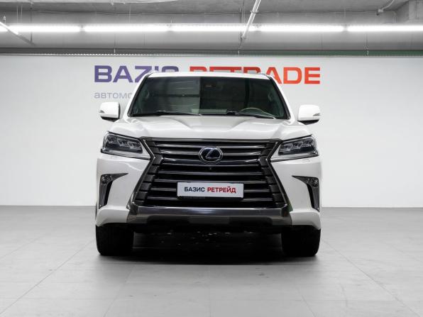 Lexus LX III Рестайлинг 2 с пробегом 2018 года, цена 6 300 000 рублей, 268769 км, внедорожник, Автокод Объявления