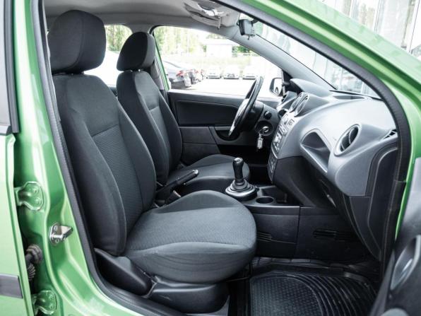 Ford Fiesta Mk5 с пробегом 2007 года, цена 644 000 рублей, 125623 км, хэтчбек, Автокод Объявления