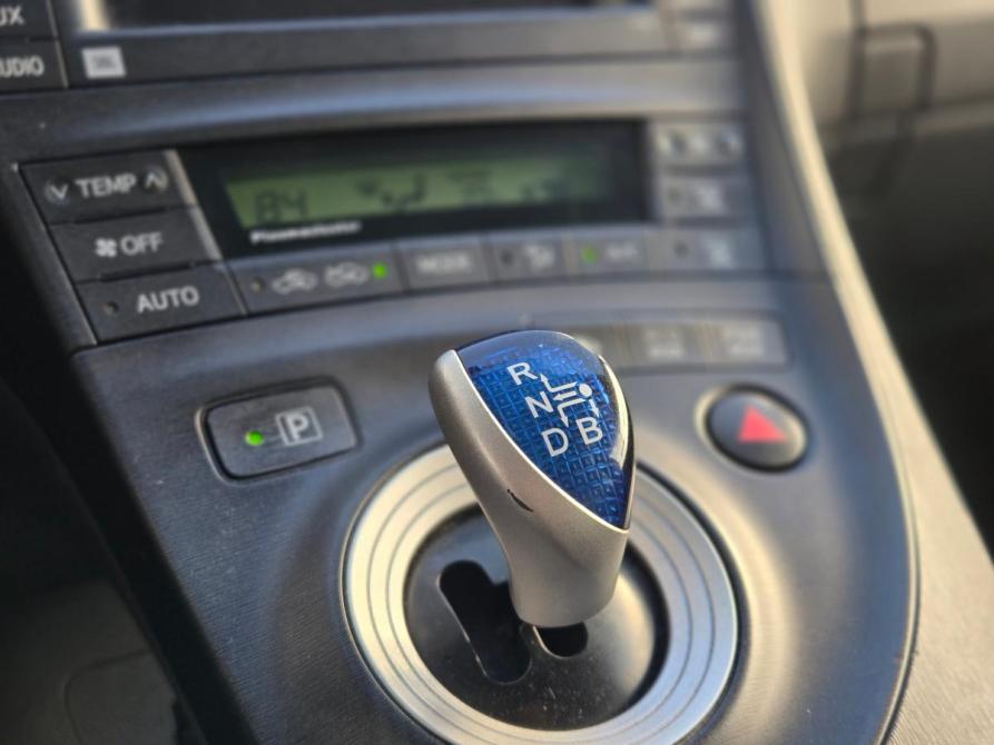 Toyota Prius III (XW30) Санкт-Петербург  - изображение 12