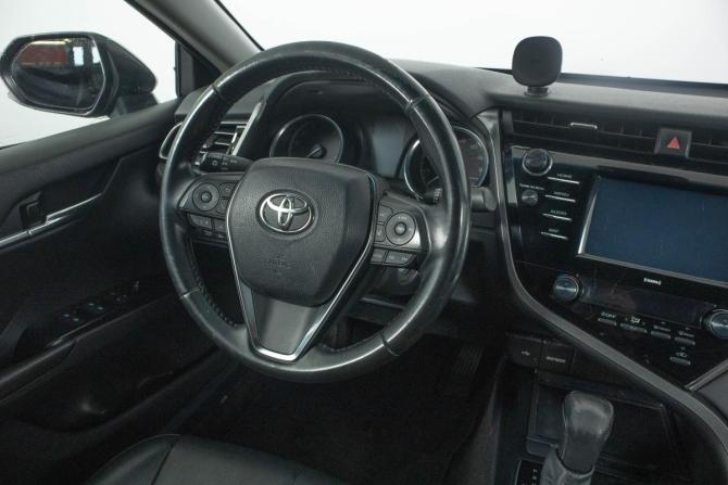 Toyota Camry VIII (XV70) Рестайлинг с пробегом 2020 года, цена 2 399 000 рублей, 219000 км, седан, Автокод Объявления