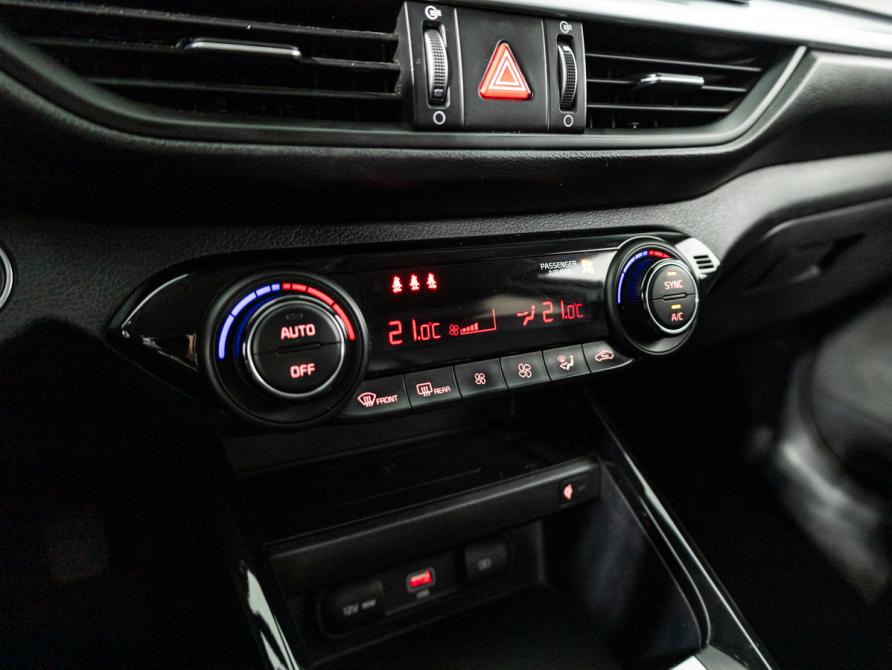 Kia K3 II Рестайлинг Санкт-Петербург  - изображение 16