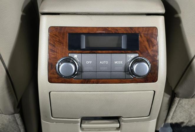 Toyota Highlander II (XU40) Рестайлинг с пробегом 2011 года, цена 1 495 000 рублей, 352535 км, внедорожник, Автокод Объявления
