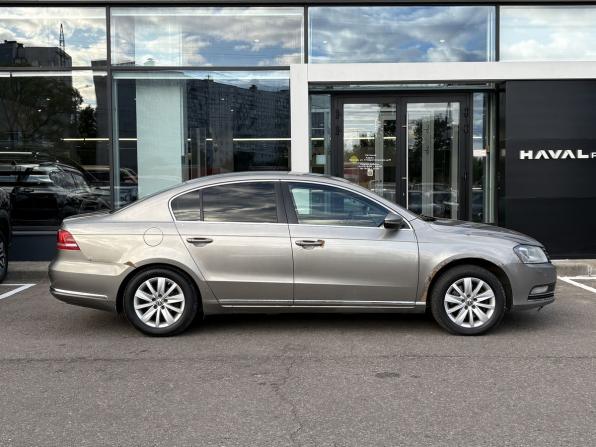 Volkswagen Passat B7 с пробегом 2012 года, цена 799 000 рублей, 311014 км, седан, Автокод Объявления