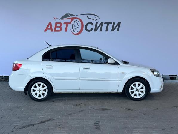 Kia Rio II Рестайлинг с пробегом 2010 года, цена 540 000 рублей, 180000 км, седан, Автокод Объявления
