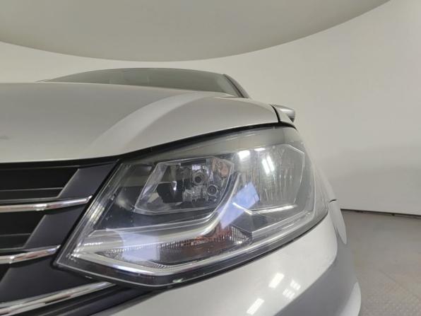 Volkswagen Polo V Рестайлинг с пробегом 2018 года, цена 1 270 000 рублей, 102384 км, седан, Автокод Объявления