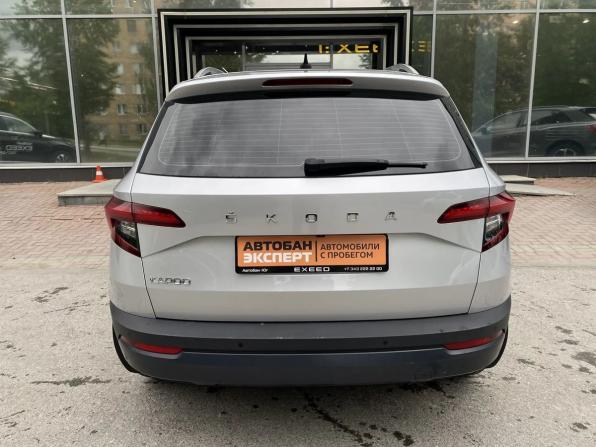 Skoda Karoq I с пробегом 2021 года, цена 2 399 000 рублей, 48644 км, внедорожник, Автокод Объявления
