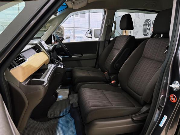 Honda Freed II с пробегом 2017 года, цена 1 430 000 рублей, 138500 км, компактвэн, Автокод Объявления