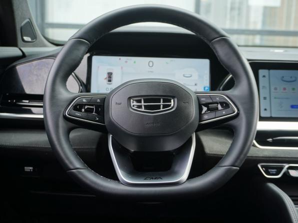 Geely Monjaro I с пробегом 2024 года, цена 3 500 000 рублей, 23036 км, внедорожник, Автокод Объявления