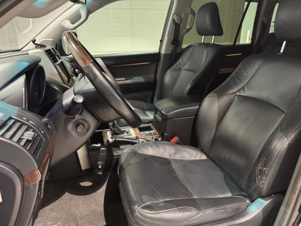 Toyota Land Cruiser Prado 150 Series с пробегом 2010 года, цена 2 470 000 рублей, 201780 км, внедорожник, Автокод Объявления