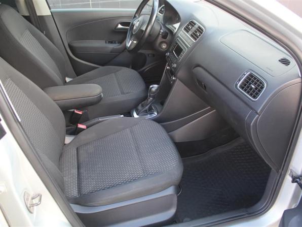 Volkswagen Polo V с пробегом 2013 года, цена 820 000 рублей, 116130 км, седан, Автокод Объявления