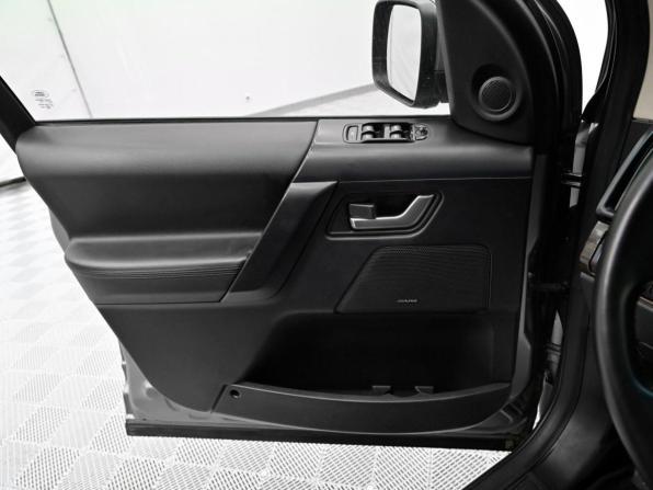 Land Rover Freelander II Рестайлинг с пробегом 2012 года, цена 1 019 000 рублей, 143453 км, внедорожник, Автокод Объявления