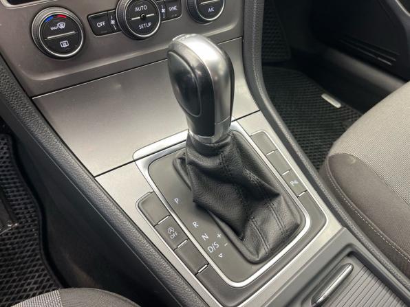 Volkswagen Golf VII с пробегом 2013 года, цена 1 170 000 рублей, 204013 км, хэтчбек, Автокод Объявления