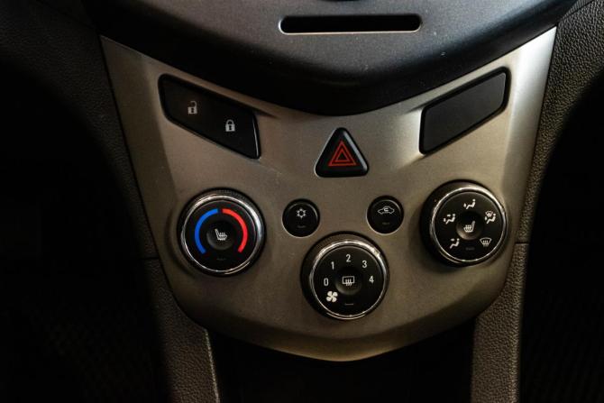 Chevrolet Aveo II с пробегом 2012 года, цена 600 000 рублей, 180020 км, седан, Автокод Объявления