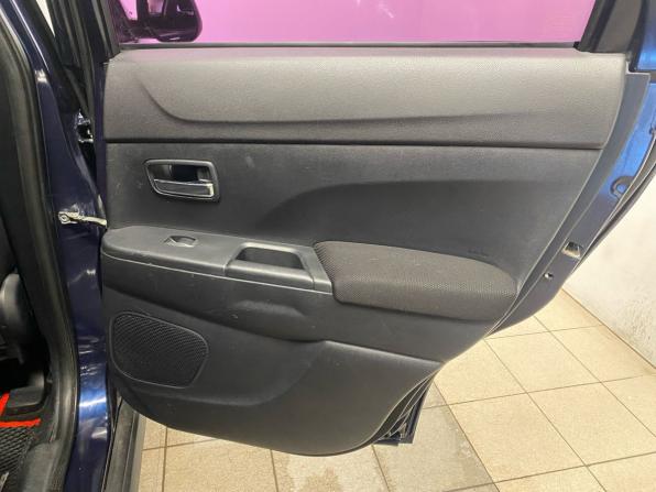 Mitsubishi ASX I с пробегом 2010 года, цена 598 000 рублей, 285000 км, внедорожник, Автокод Объявления