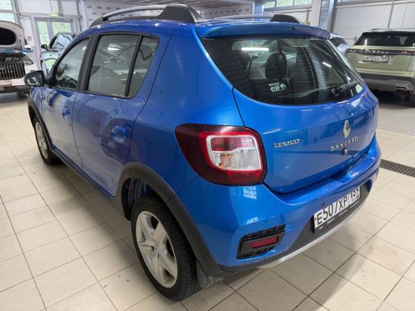 Renault Sandero II с пробегом 2014 года, цена 897 000 рублей, 115000 км, хэтчбек, Автокод Объявления