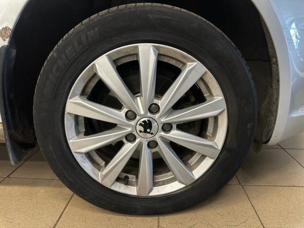 Skoda Octavia II (A5) Рестайлинг с пробегом 2010 года, цена 840 000 рублей, 176360 км, лифтбек, Автокод Объявления