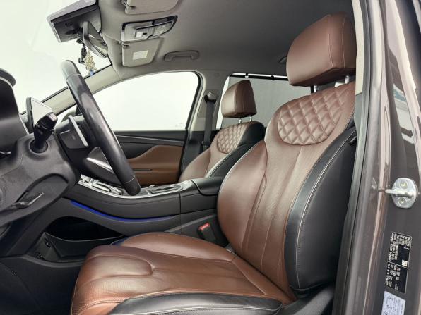 Hyundai Santa Fe IV Рестайлинг с пробегом 2021 года, цена 3 715 000 рублей, 65000 км, внедорожник, Автокод Объявления
