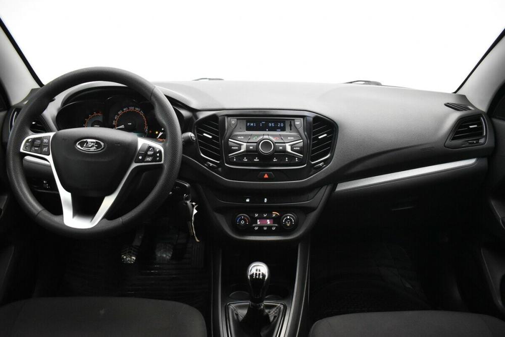Lada (ВАЗ) Vesta I Москва  - изображение 5