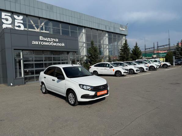 Lada (ВАЗ) Granta I Рестайлинг с пробегом 2022 года, цена 720 000 рублей, 40160 км, седан, Автокод Объявления