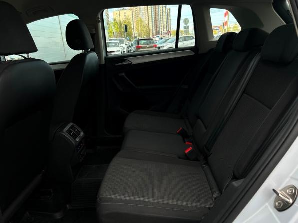 Volkswagen Tiguan II с пробегом 2019 года, цена 2 368 800 рублей, 108851 км, внедорожник, Автокод Объявления