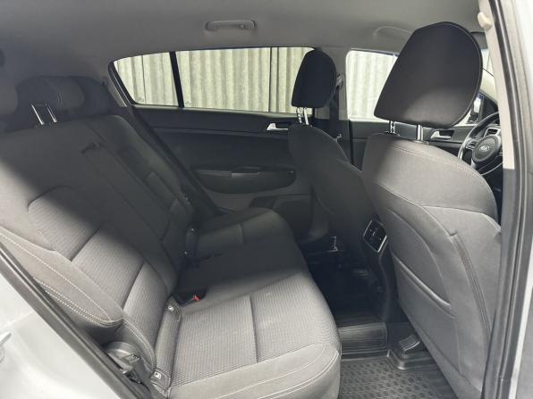 Kia Sportage IV Рестайлинг с пробегом 2018 года, цена 2 200 000 рублей, 64563 км, внедорожник, Автокод Объявления