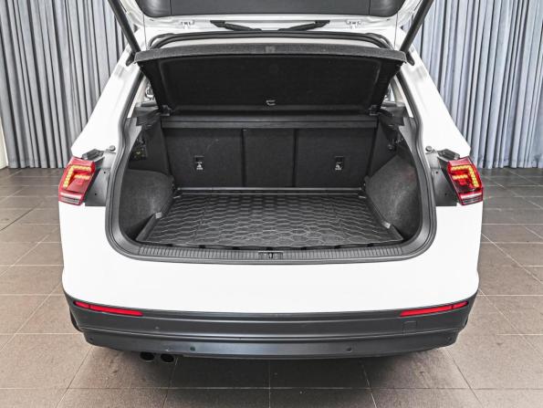 Volkswagen Tiguan II с пробегом 2018 года, цена 2 299 000 рублей, 177170 км, внедорожник, Автокод Объявления