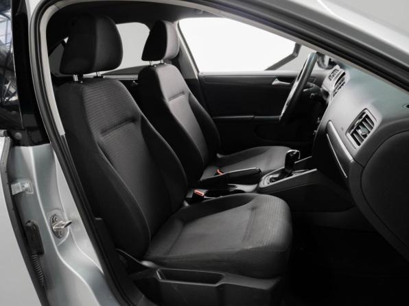 Volkswagen Jetta VI Рестайлинг с пробегом 2016 года, цена 1 310 000 рублей, 134542 км, седан, Автокод Объявления