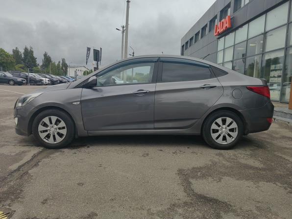 Hyundai Solaris I Рестайлинг с пробегом 2015 года, цена 590 000 рублей, 267073 км, седан, Автокод Объявления