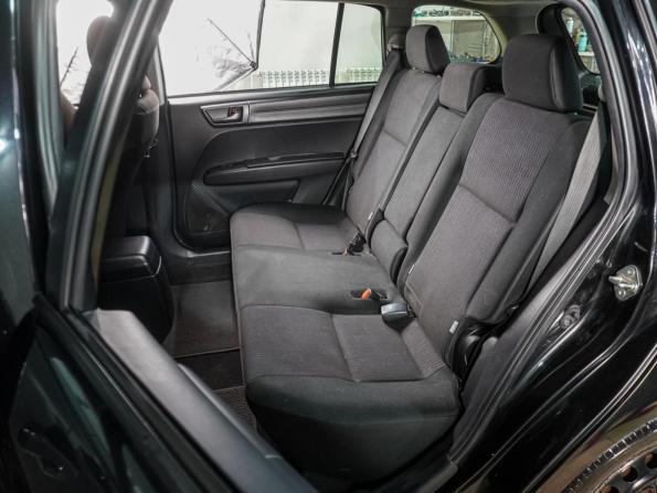 Toyota Corolla XI (E160 E170) Рестайлинг 2 с пробегом 2018 года, цена 1 379 000 рублей, 132992 км, универсал, Автокод Объявления
