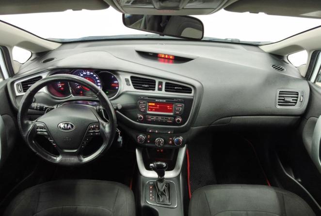 Kia Ceed II с пробегом 2013 года, цена 1 069 000 рублей, 134820 км, универсал, Автокод Объявления