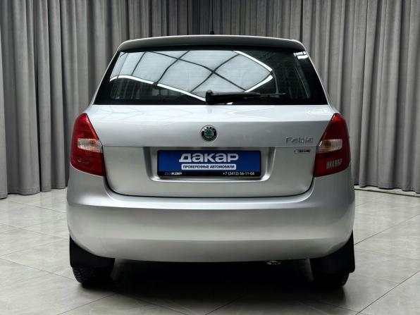 Skoda Fabia II Рестайлинг с пробегом 2012 года, цена 629 000 рублей, 152000 км, хэтчбек, Автокод Объявления