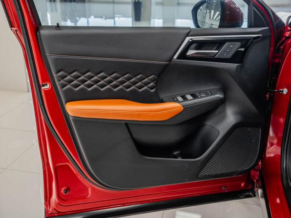 Mitsubishi Outlander IV с пробегом 2023 года, цена 3 946 000 рублей, 30556 км, внедорожник, Автокод Объявления