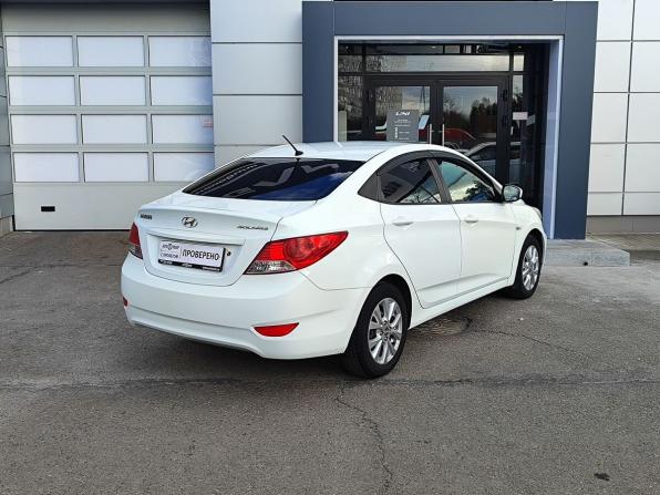 Hyundai Solaris I с пробегом 2012 года, цена 529 000 рублей, 329212 км, седан, Автокод Объявления