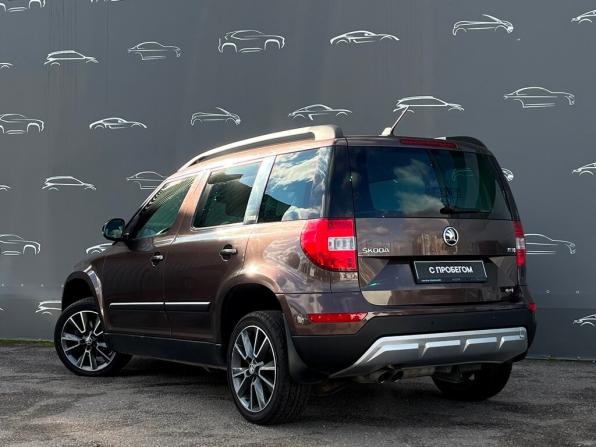 Skoda Yeti I Рестайлинг с пробегом 2017 года, цена 1 214 700 рублей, 190999 км, внедорожник, Автокод Объявления