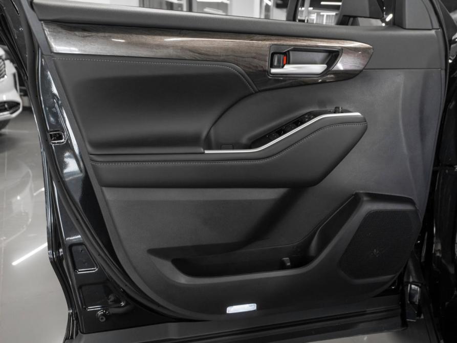 Toyota Highlander IV (XU70) Москва  - изображение 16