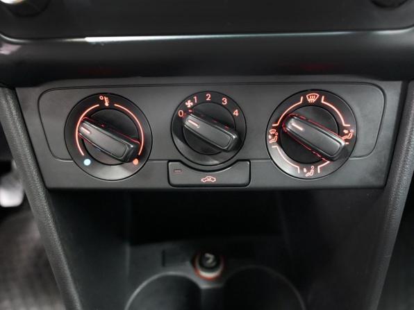 Volkswagen Polo V с пробегом 2014 года, цена 844 000 рублей, 62000 км, седан, Автокод Объявления