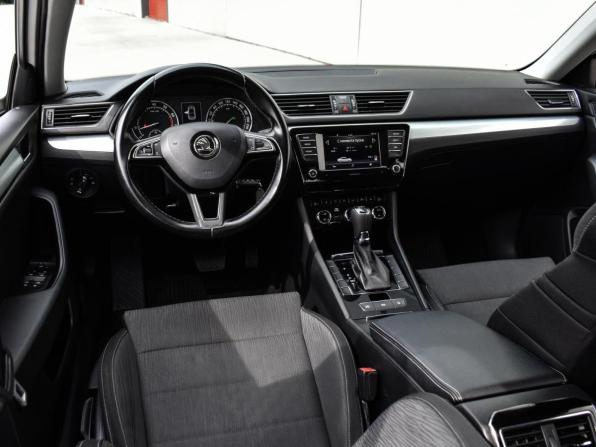 Skoda Superb III с пробегом 2018 года, цена 1 950 000 рублей, 72750 км, лифтбек, Автокод Объявления