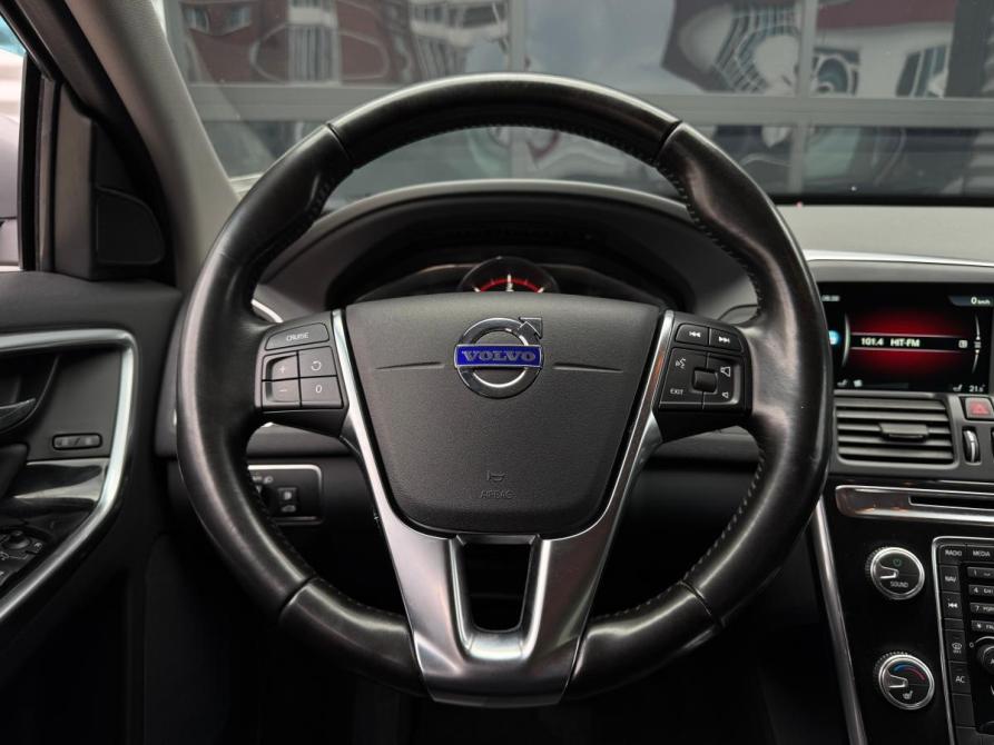 Volvo XC60 I Рестайлинг Иркутск  - изображение 13