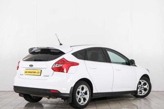 Ford Focus III с пробегом 2013 года, цена 799 000 рублей, 281685 км, хэтчбек, Автокод Объявления