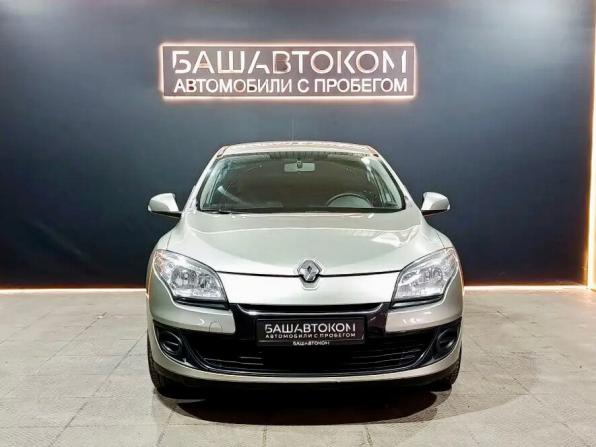 Renault Megane III Рестайлинг с пробегом 2014 года, цена 710 000 рублей, 182274 км, хэтчбек, Автокод Объявления