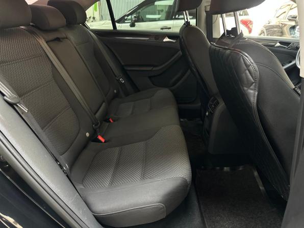 Volkswagen Jetta VI с пробегом 2014 года, цена 1 390 000 рублей, 94440 км, седан, Автокод Объявления