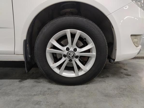 Skoda Fabia II Рестайлинг с пробегом 2011 года, цена 520 000 рублей, 131163 км, хэтчбек, Автокод Объявления